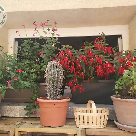 La Domitia Bed & Breakfast